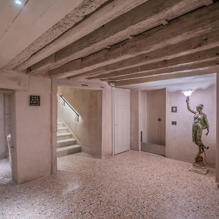 Corte Rubbi 5 Deluxe Studio-Apartment Венеція Екстер'єр фото