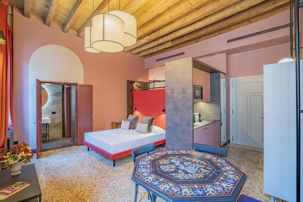 Corte Rubbi 5 Deluxe Studio-Apartment Венеція Екстер'єр фото