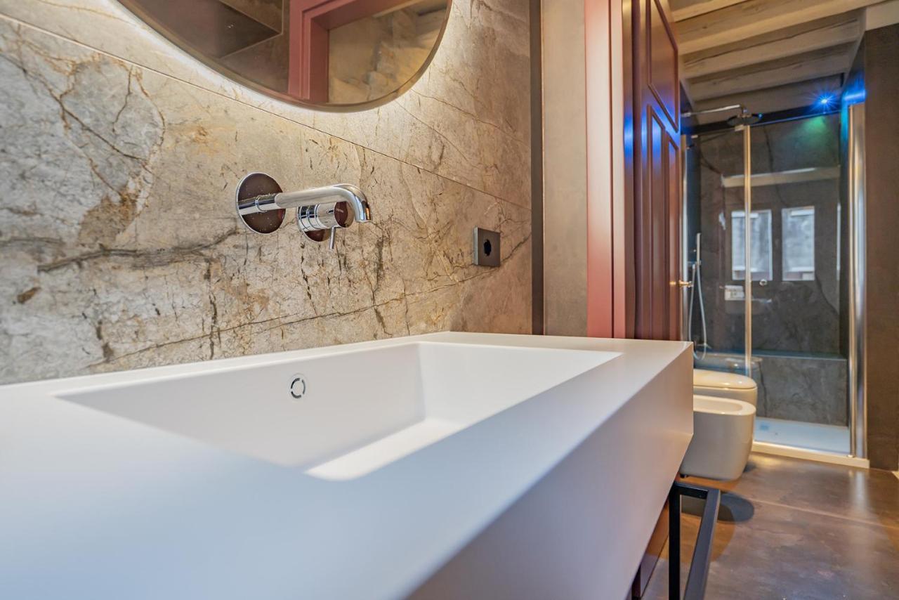 Corte Rubbi 5 Deluxe Studio-Apartment Венеція Екстер'єр фото